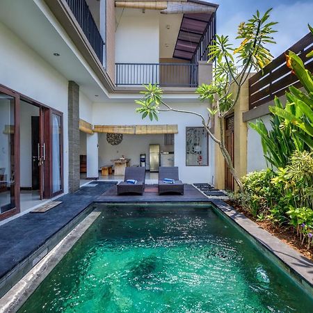 Villa Raka Managed By Manara Legian Eksteriør billede